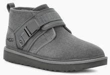 Load image into Gallery viewer, UGG Neumel snapback boot men’s