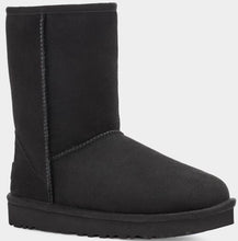 Load image into Gallery viewer, Uggs short ll boot black