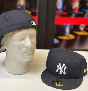NEW YORK YANKEES NAVY BLUE NEW ERA FITTED