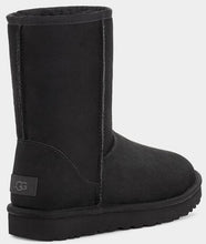 Load image into Gallery viewer, Uggs short ll boot black