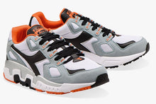 Load image into Gallery viewer, Dia Dora orange and gray sneakers
