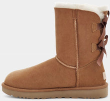 Load image into Gallery viewer, Uggs Bailey bow ll boot chestnut